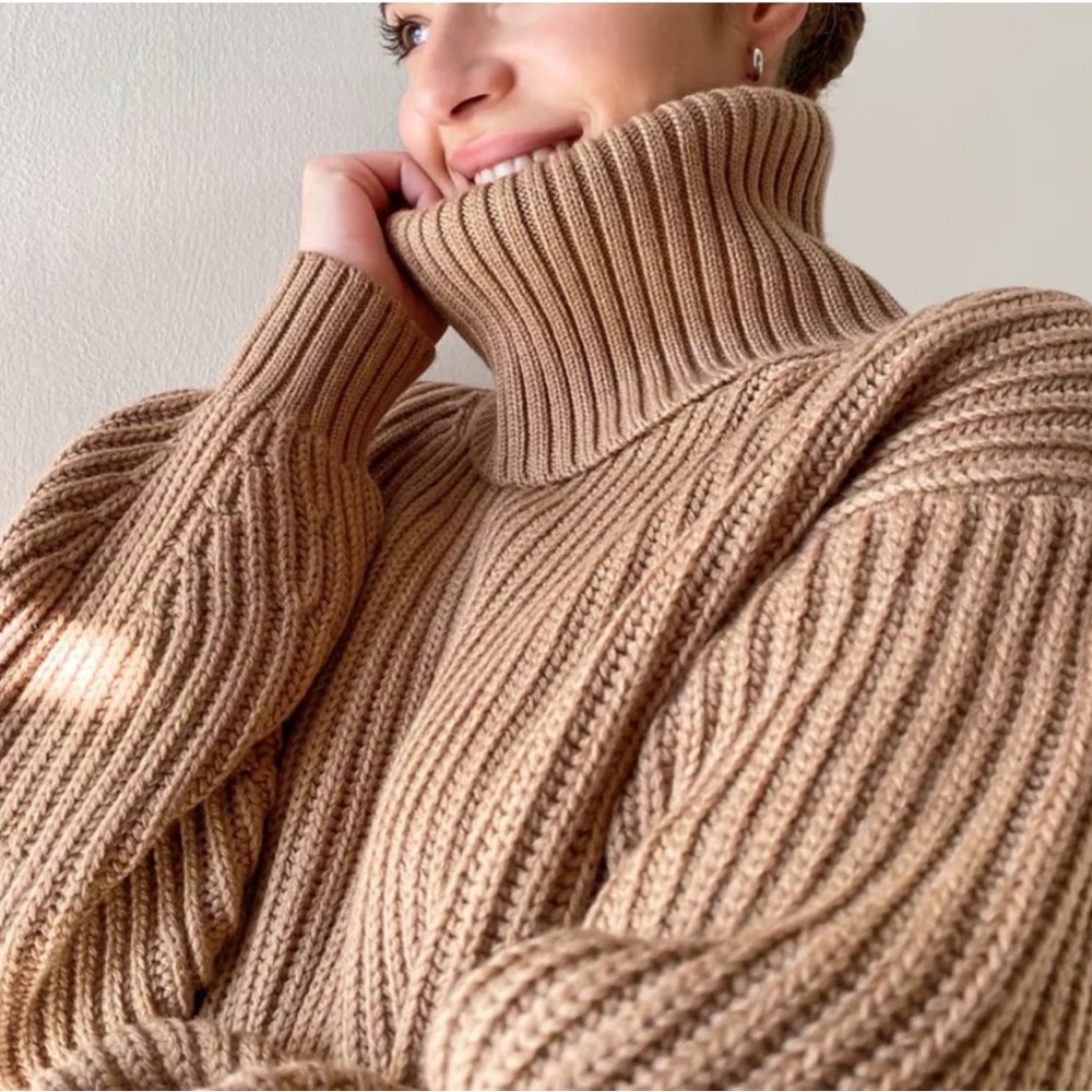 Aritzia Babaton Women's oversized M Tan Sweater - Picture 2 of 7